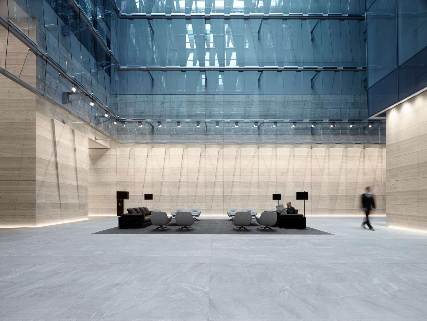 171 Collins_0143_BLUE_RET