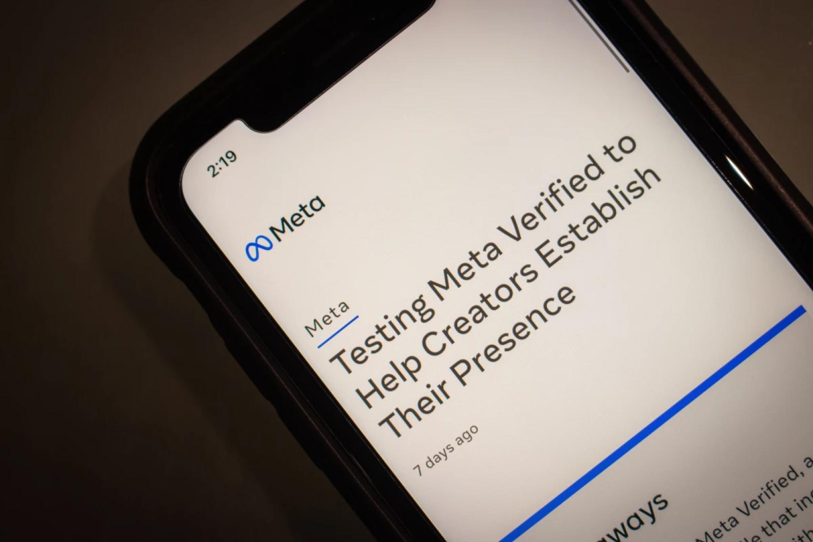 To Verify or Not to Verify? The Pros and Cons of Paying for Meta Verification hero